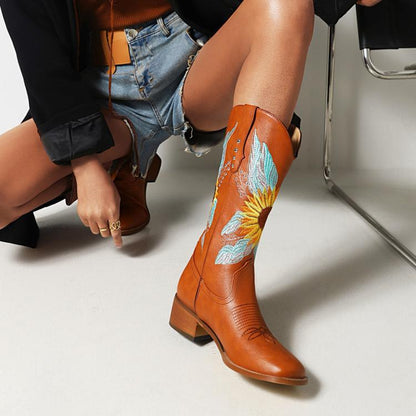 Chic Orthopedic Boots with Unique Design