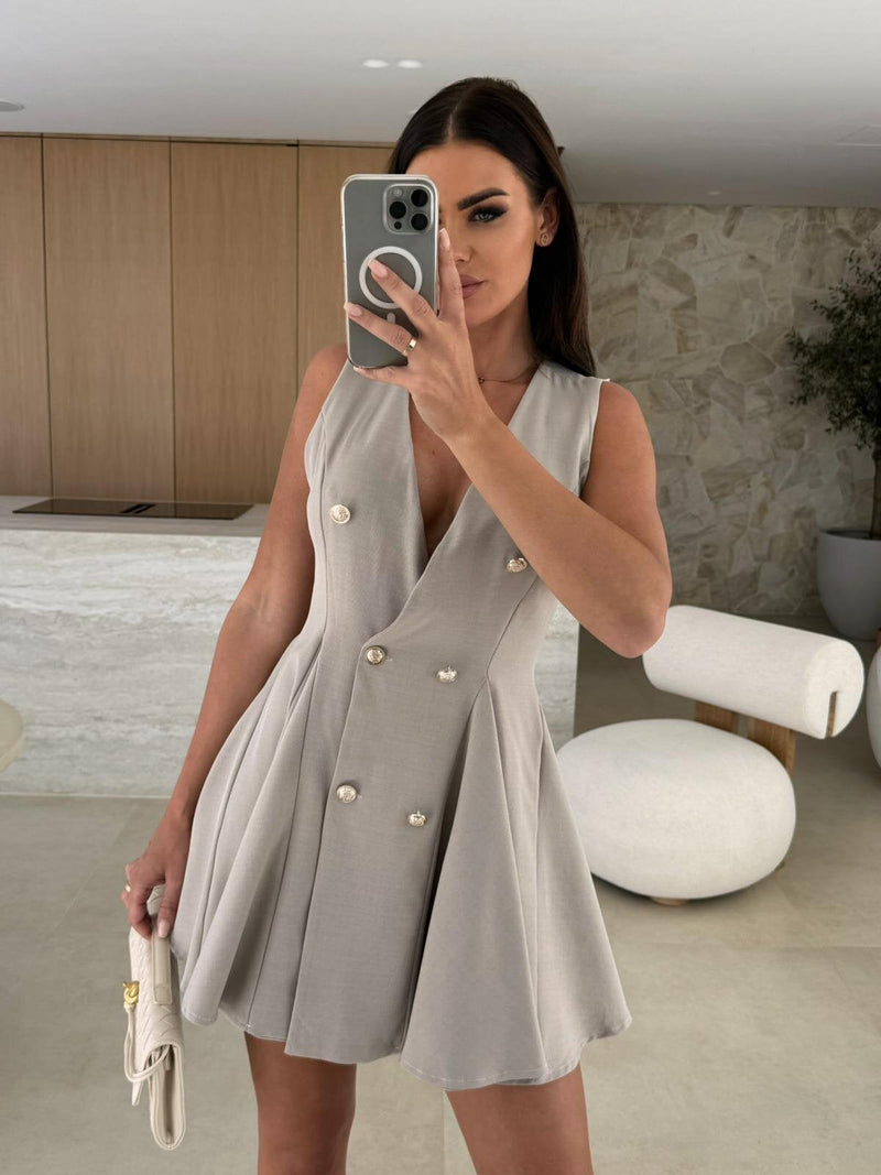 Timeless Vintage Style Garment