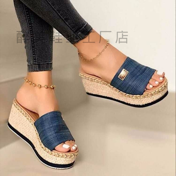 Classic Orthopedic Sandals with Timeless Style
