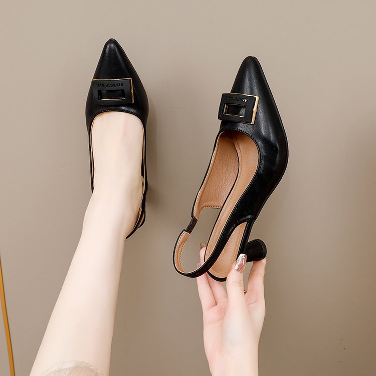 Chic Orthopedic Sandals with Unique Design