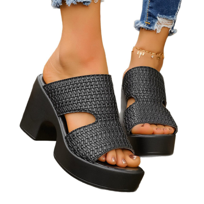 Chic Orthopedic Sandals with Unique Design
