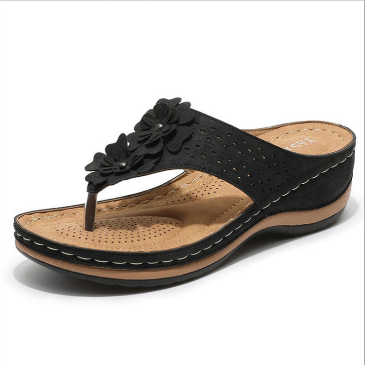 Chic Orthopedic Sandals with Unique Design