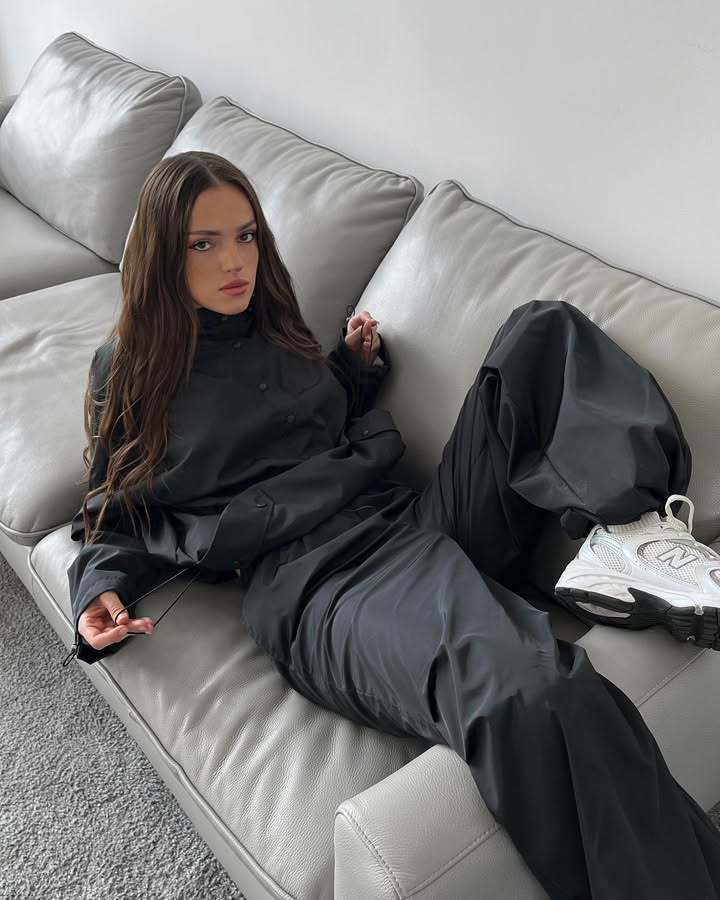 Timeless Vintage Style Garment