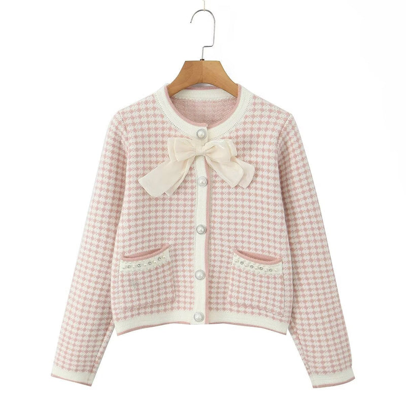 Gracefully Designed Cardigan