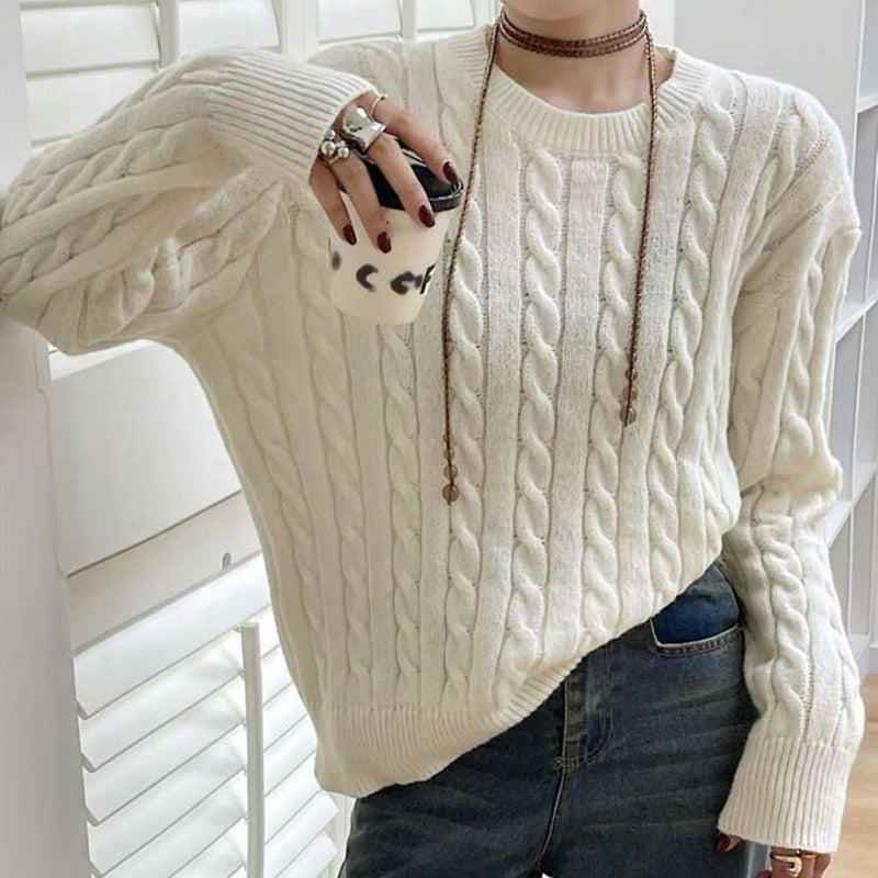 Timeless Vintage Style Pullover
