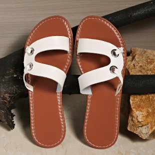Graceful Orthopedic Sandals for Modern Look
