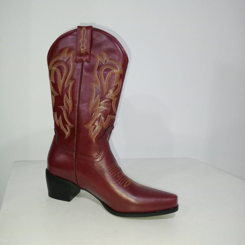 Chic Orthopedic Boots with Unique Design