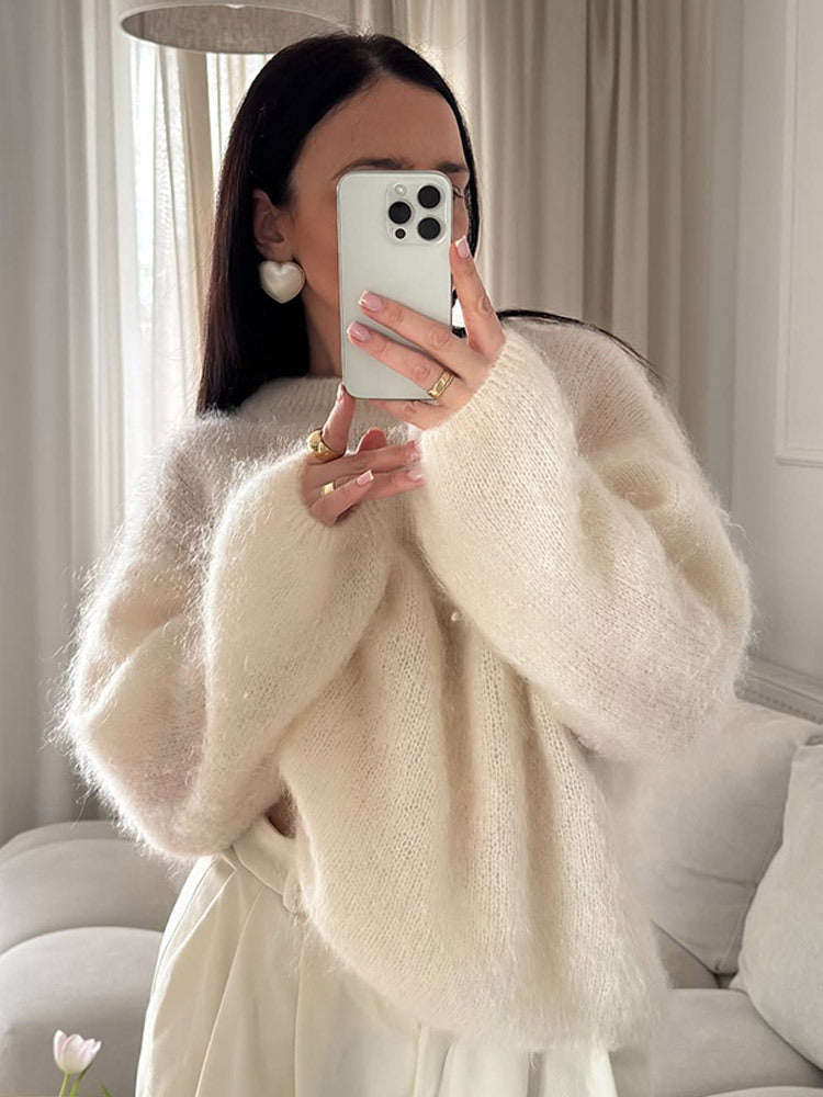 Elegantly Designed Pullover