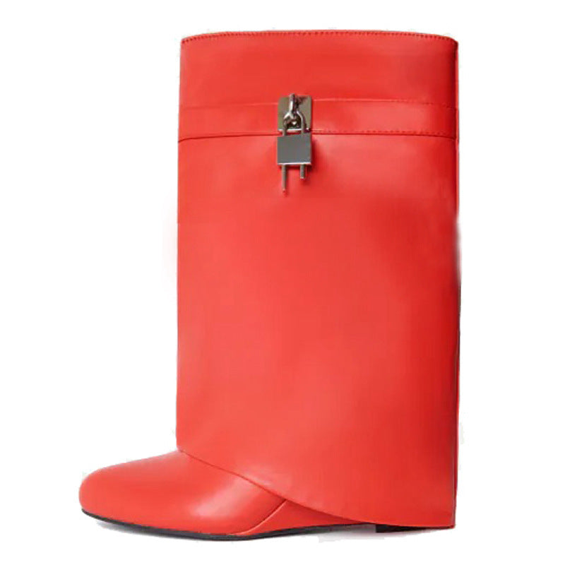 Graceful Orthopedic Boots for Modern Look