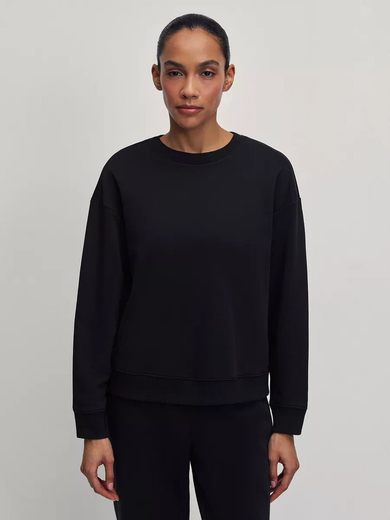 Timeless Vintage Style Pullover