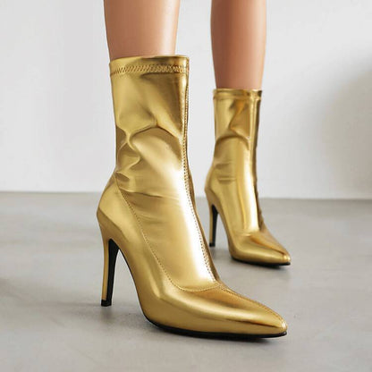 Graceful Orthopedic Boots for Modern Look