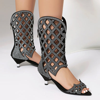 Graceful Orthopedic Sandals for Modern Look