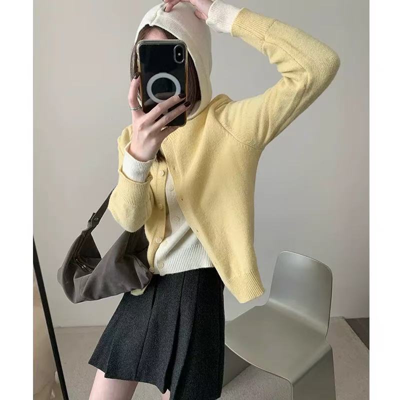 Classic Designed Cardigan