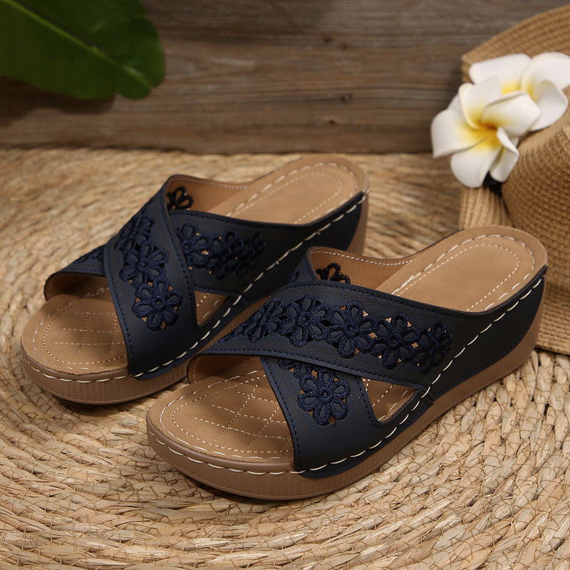 Graceful Orthopedic Sandals for Modern Look