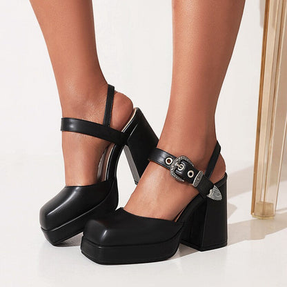 Graceful Orthopedic Sandals for Modern Look