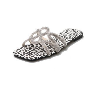 Chic Orthopedic Sandals with Unique Design