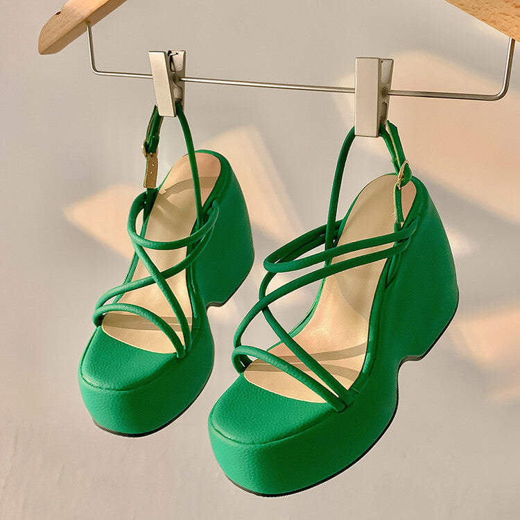 Chic Orthopedic Sandals with Unique Design