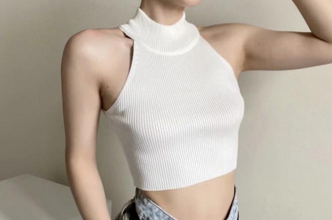 Gracefully Designed Top