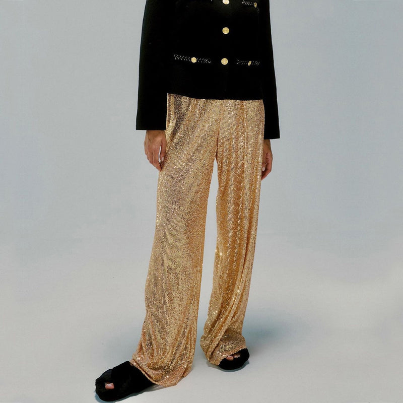 Elegantly Designed Garment