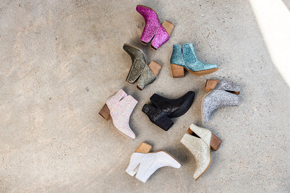 Chic Orthopedic Boots with Unique Design