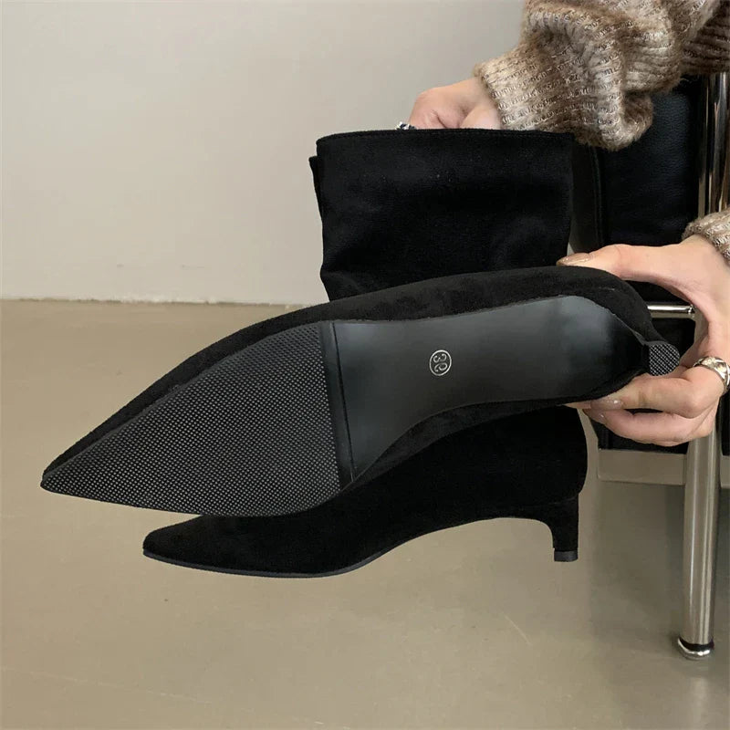 Graceful Orthopedic Boots for Modern Look
