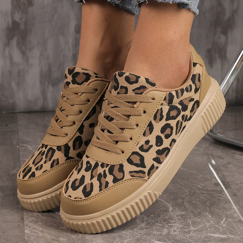 Classic Orthopedic Sneakers with Timeless Style