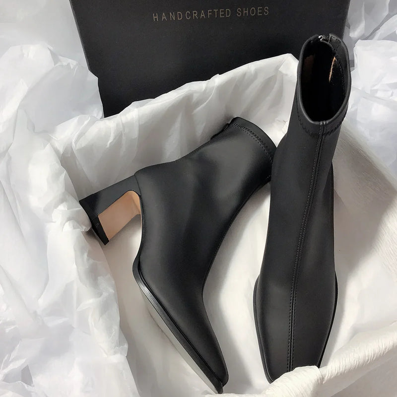 Graceful Orthopedic Boots for Modern Look