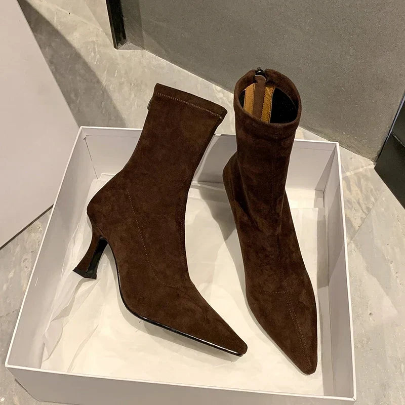 Graceful Orthopedic Boots for Modern Look