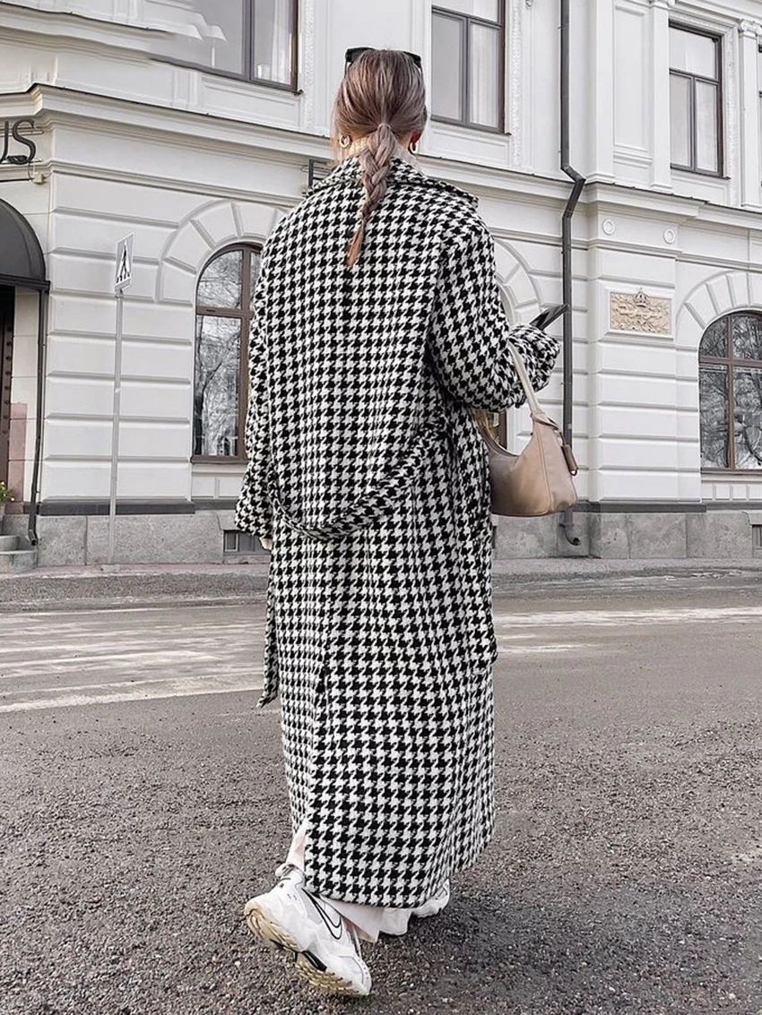 Timeless Vintage Style Coat
