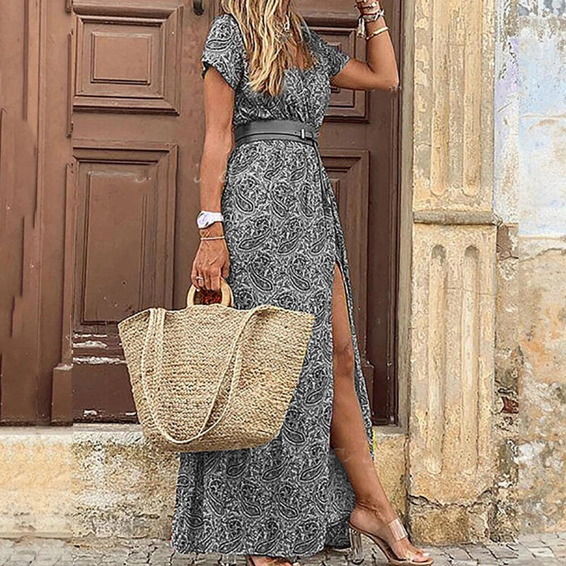 Timeless Vintage Style Dress