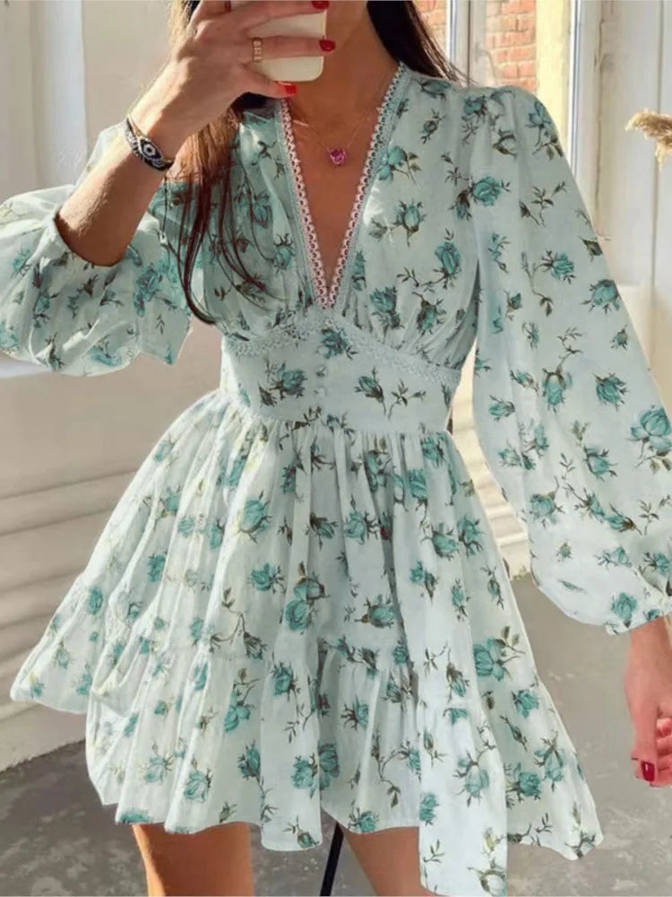 Timeless Vintage Style Dress