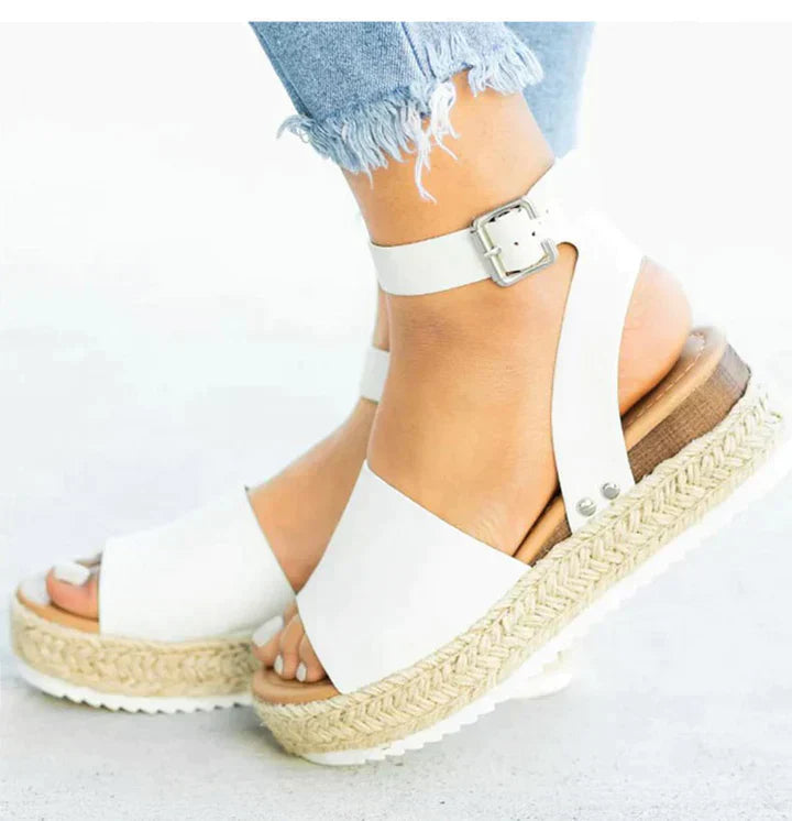 Chic Orthopedic Sandals with Unique Design