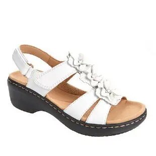 Beautifully Crafted Orthopedic Sandals