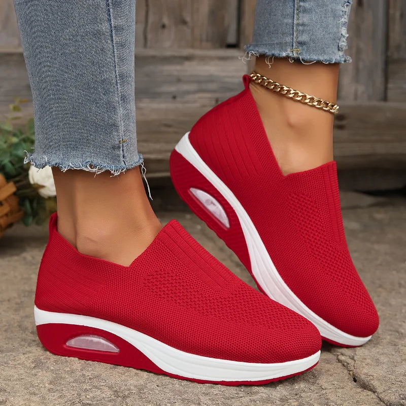 Classic Orthopedic Sneakers with Timeless Style