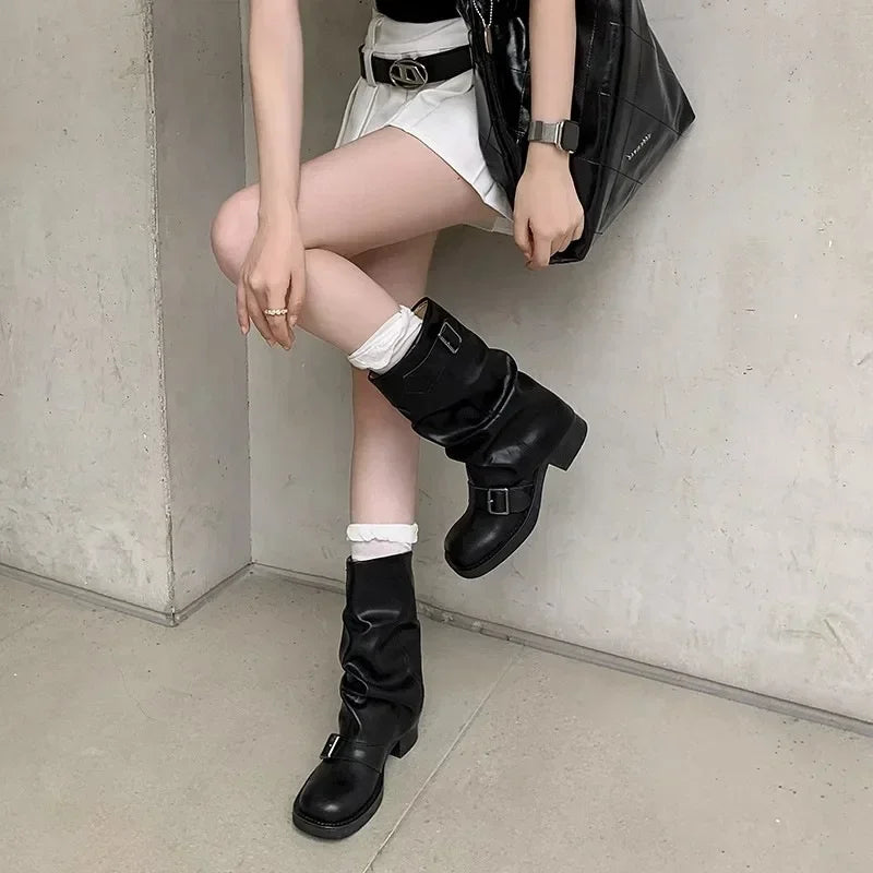 Graceful Orthopedic Boots for Modern Look