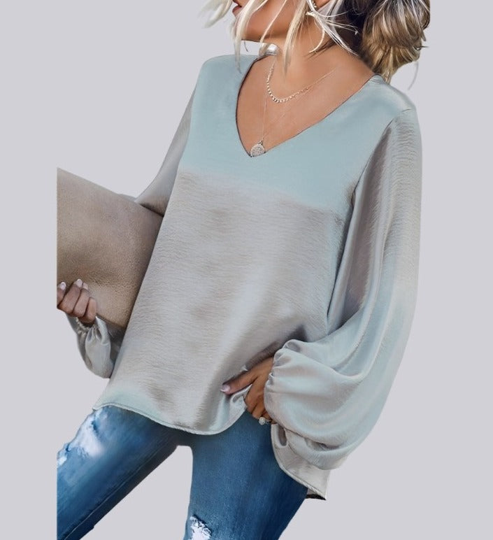 Timeless Vintage Style Blouse