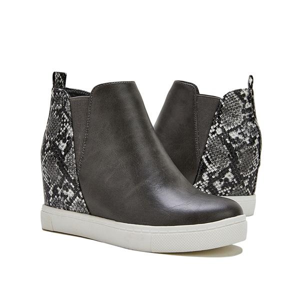 Elegant Orthopedic Boots for Every Step