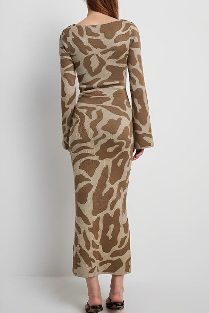Gracefully Designed Garment