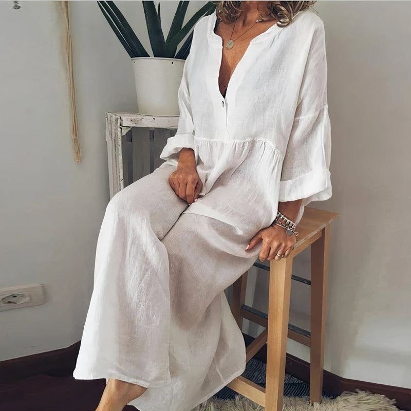 Timeless Vintage Style Blouse
