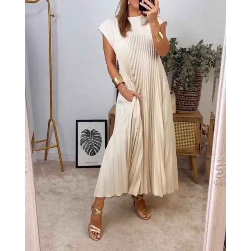 Timeless Vintage Style Dress