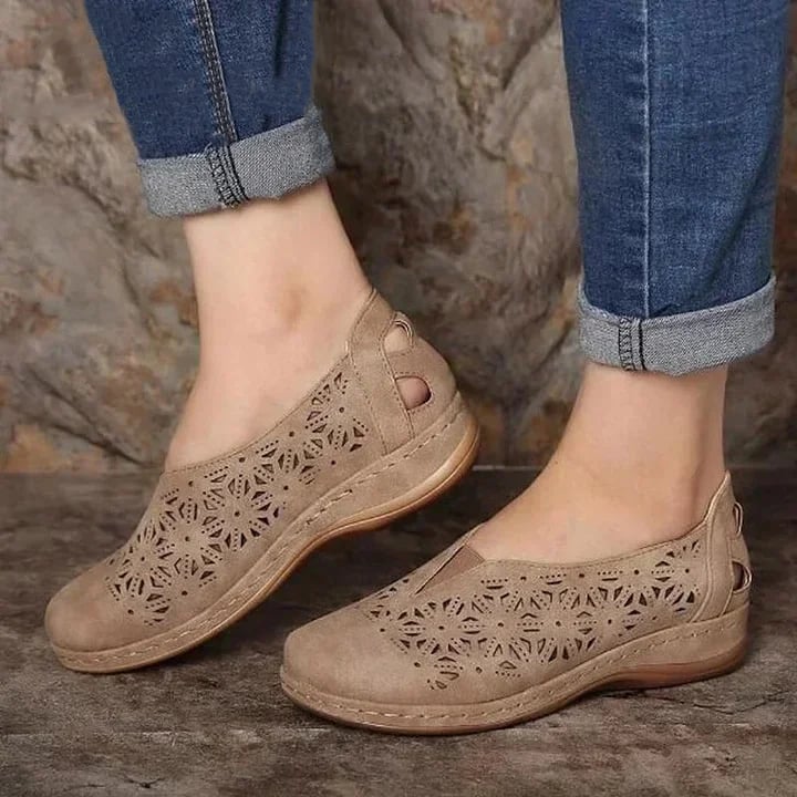 Graceful Orthopedic Sandals for Modern Look