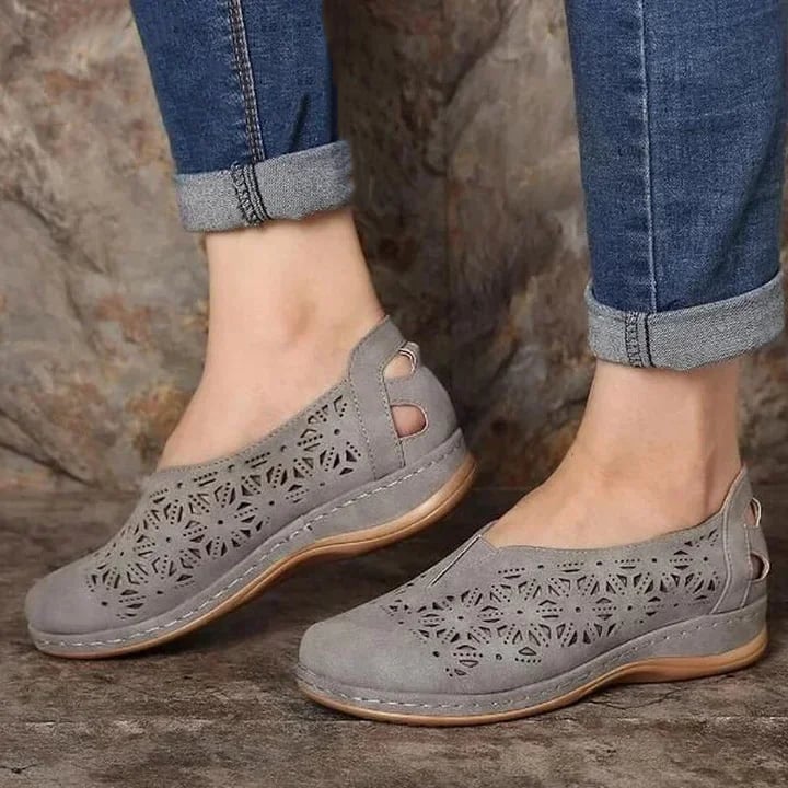 Graceful Orthopedic Sandals for Modern Look