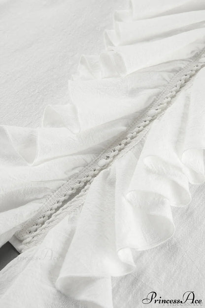 Elegantly Designed Pullover