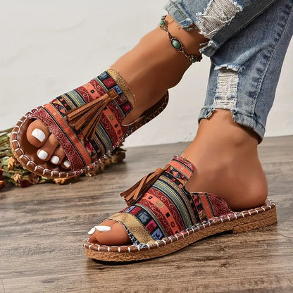 Chic Orthopedic Sandals with Unique Design