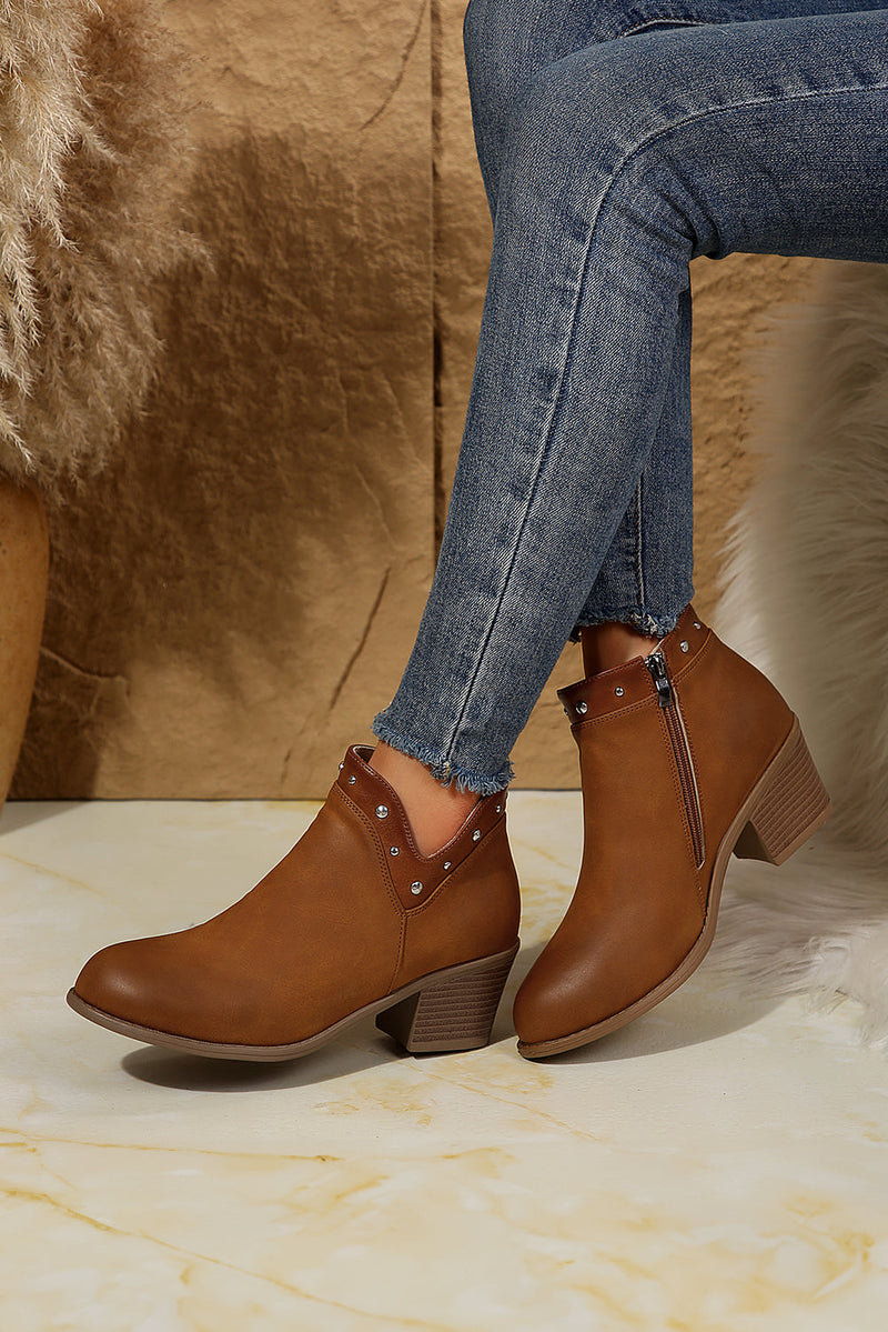 Graceful Orthopedic Boots for Modern Look