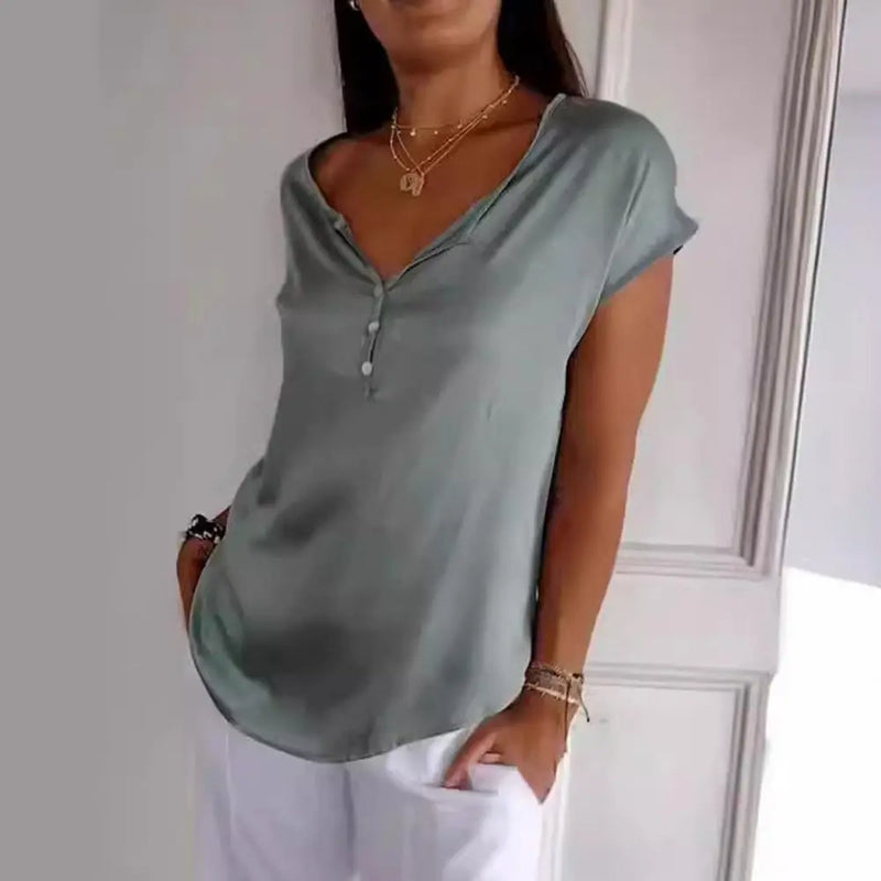 Timeless Vintage Style Blouse