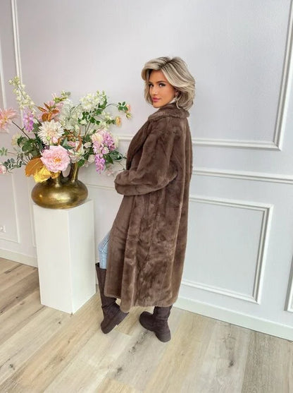 Timeless Vintage Style Coat