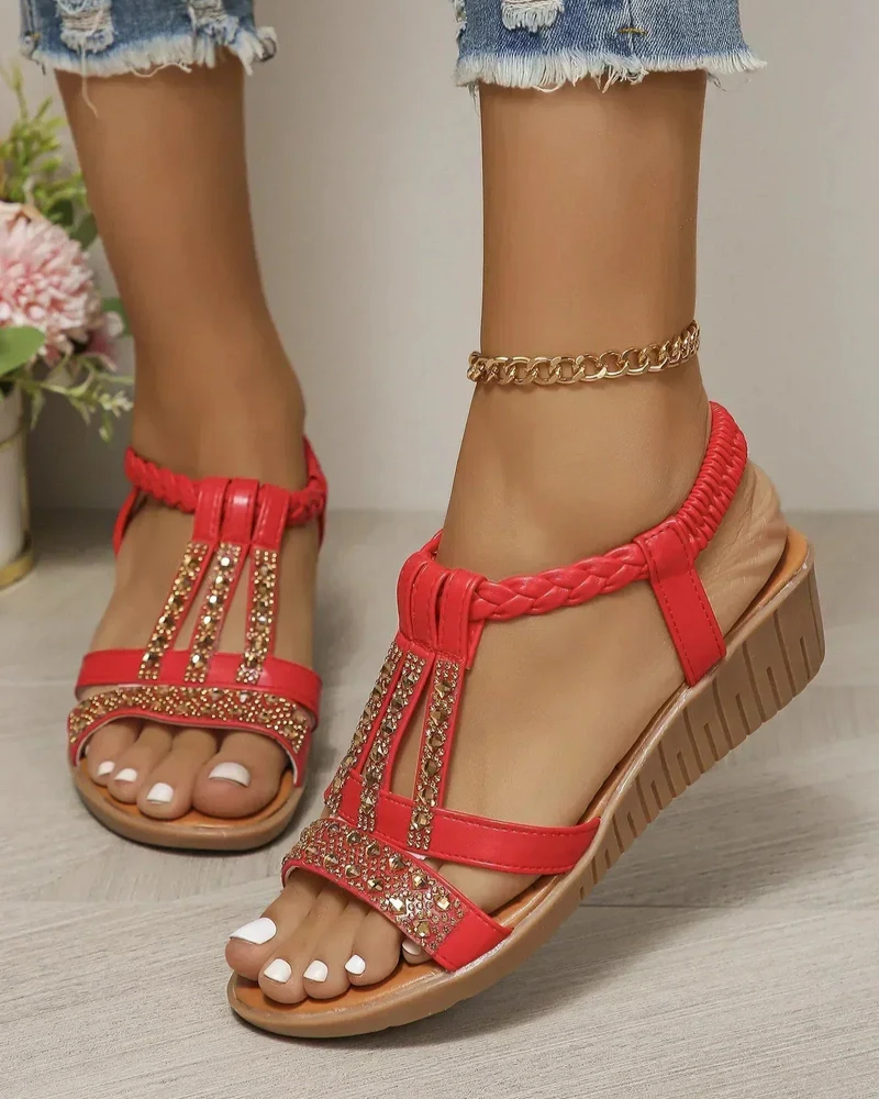 Graceful Orthopedic Sandals for Modern Look