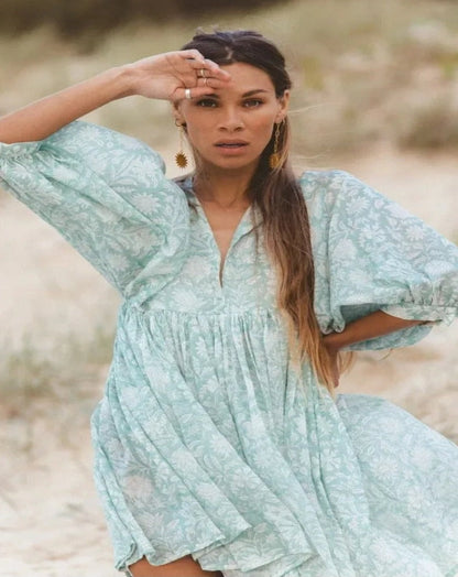 Timeless Vintage Style Dress