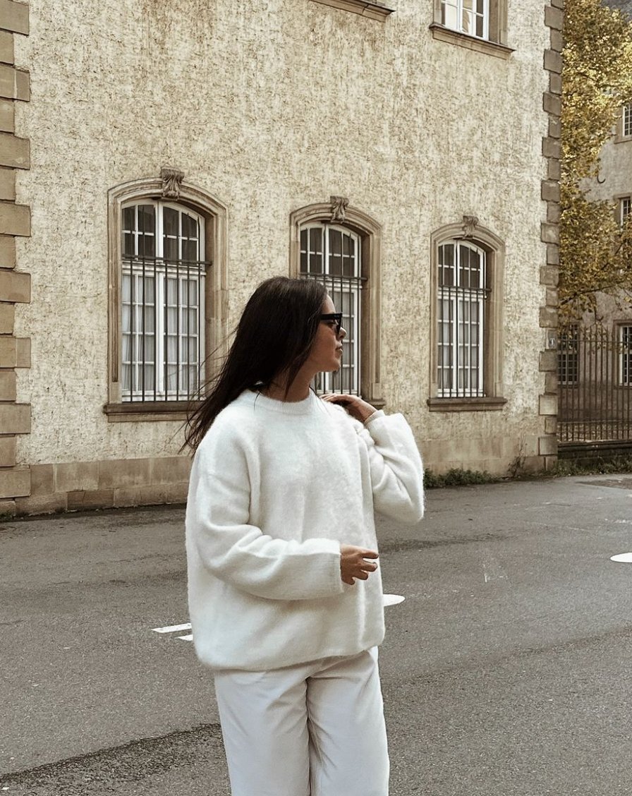 Timeless Vintage Style Sweater